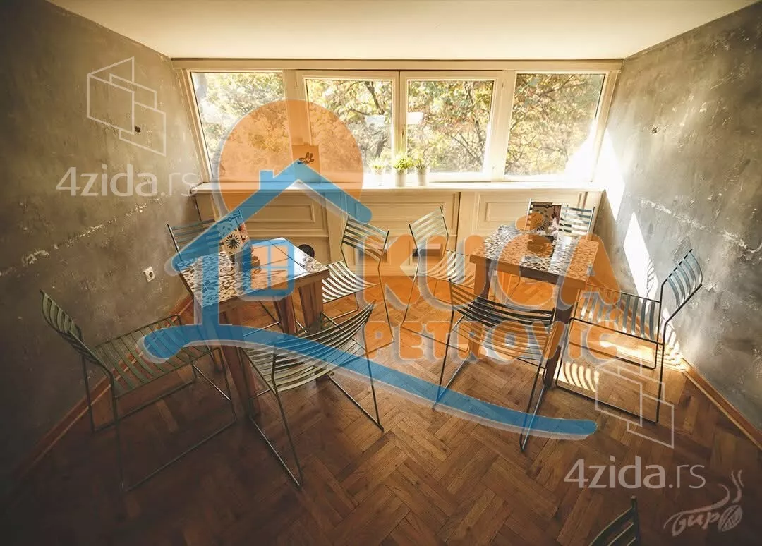 Lokal | 4zida