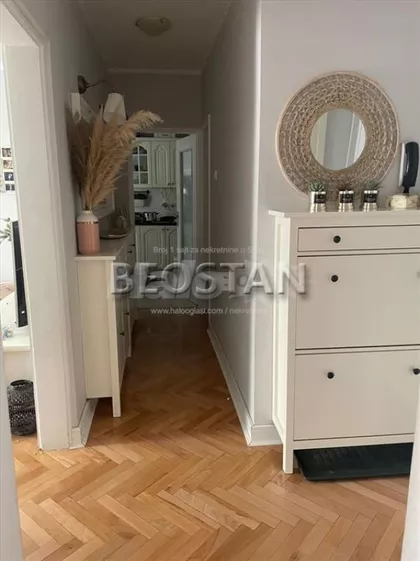Gornjogradska | 4zida.rs