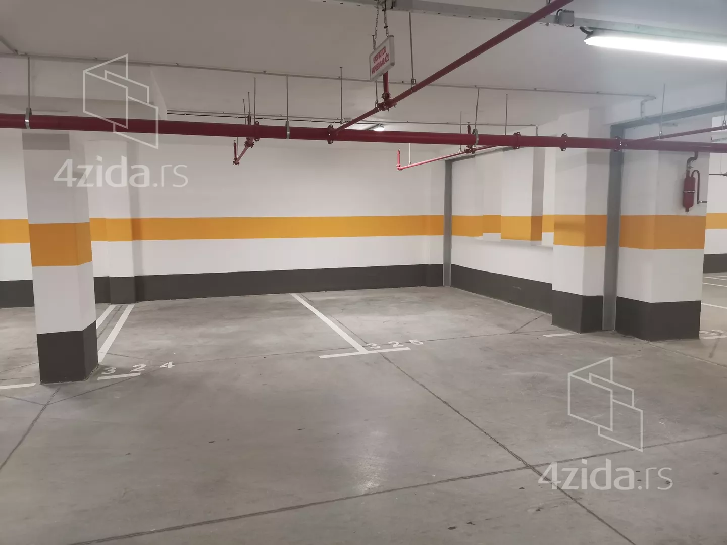 Garaža | 4zida