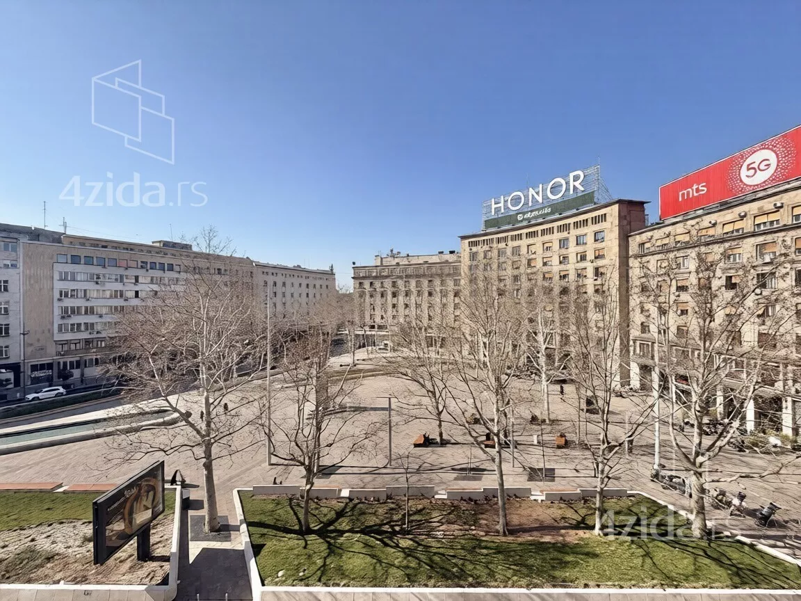 Četvoroiposoban stan | 4zida