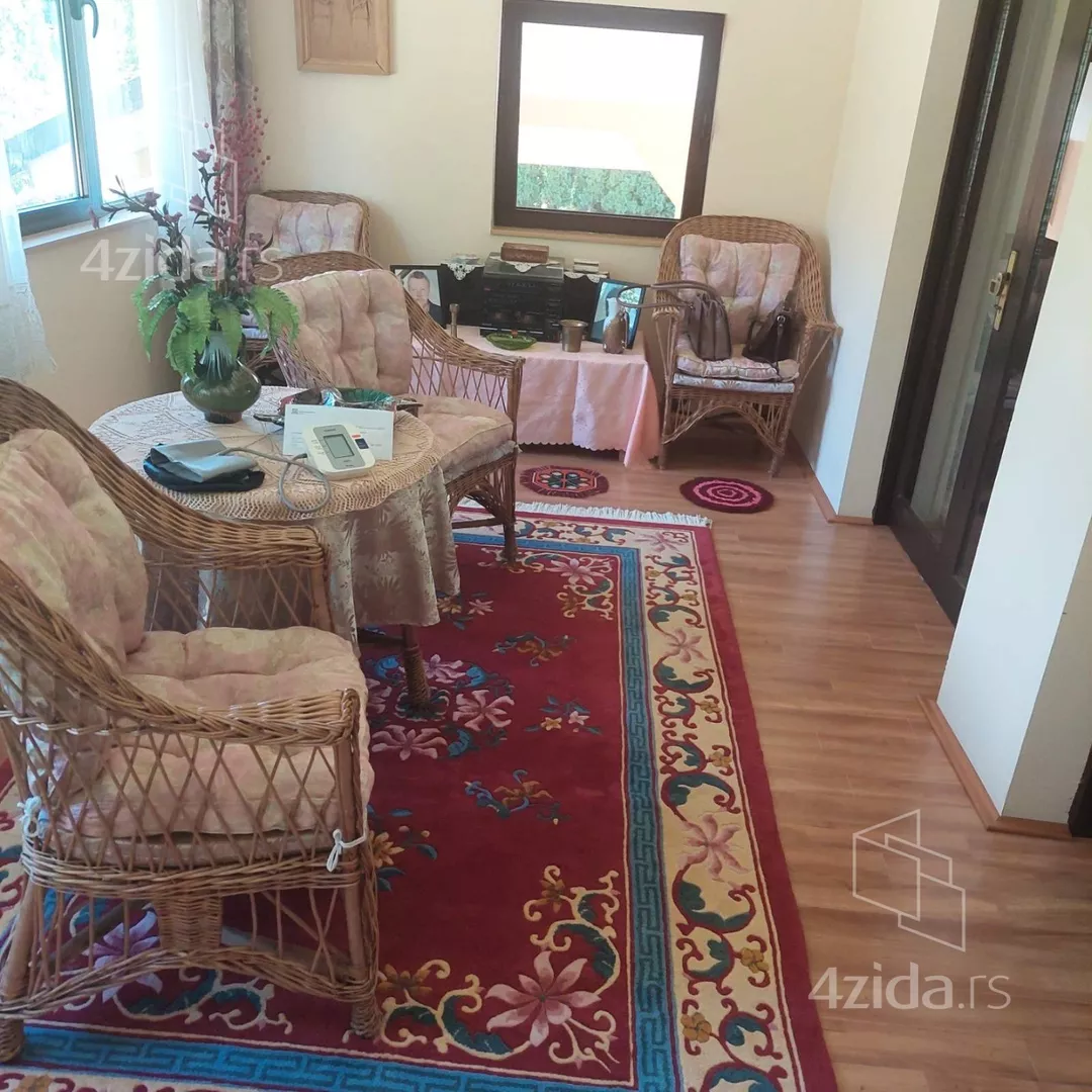 3-etažna kuća | 4zida