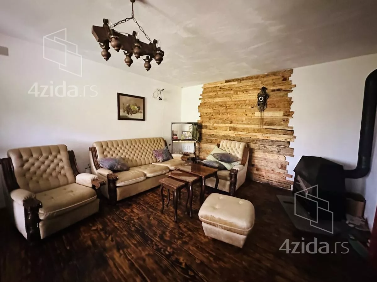 Kuća | 4zida