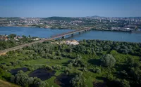 Poslovna zgrada | 4zida