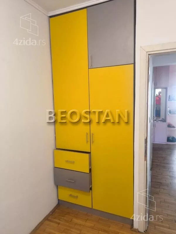 Petosoban stan | 4zida
