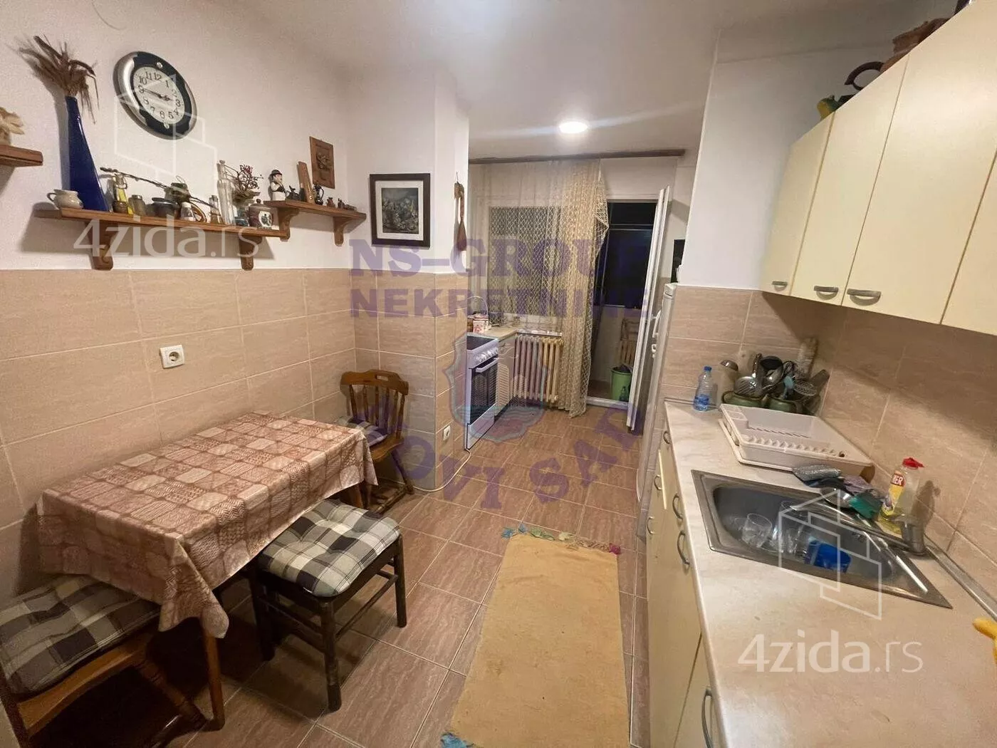 Četvorosoban stan | 4zida