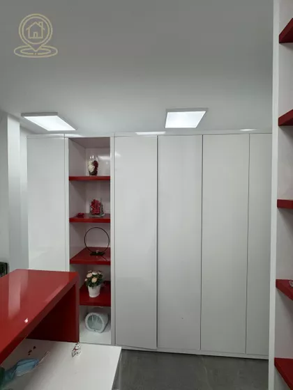 Crveni Krst Vračar | 4zida.rs