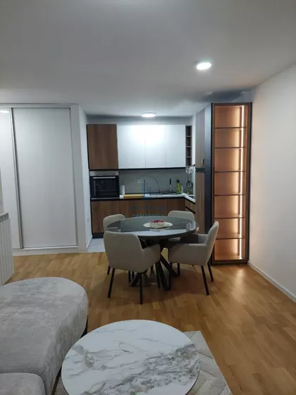 Višnjička Banja | 4zida.rs