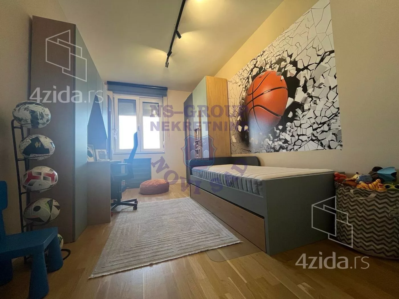 Četvorosoban stan | 4zida