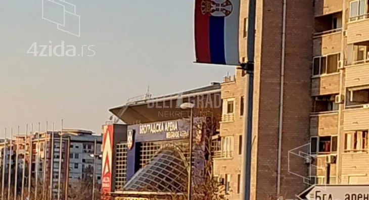 Četvoroiposoban stan | 4zida