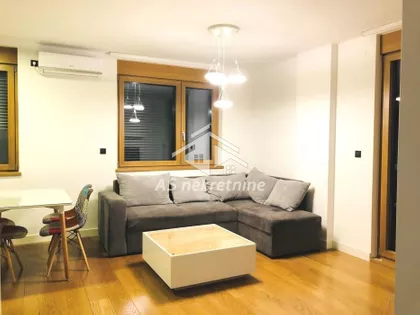 Južni Bulevar | 4zida.rs