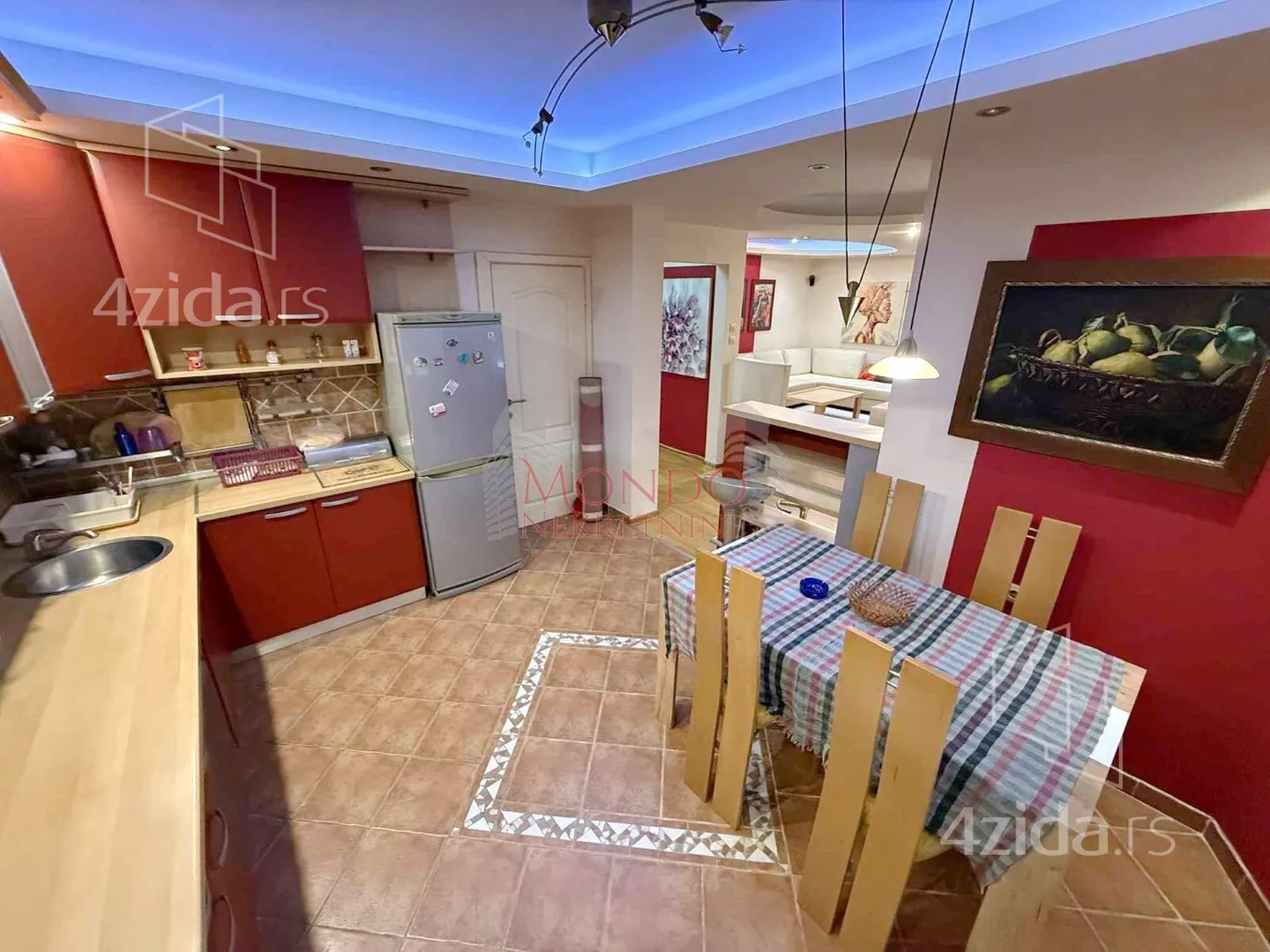 Trosoban stan | 4zida