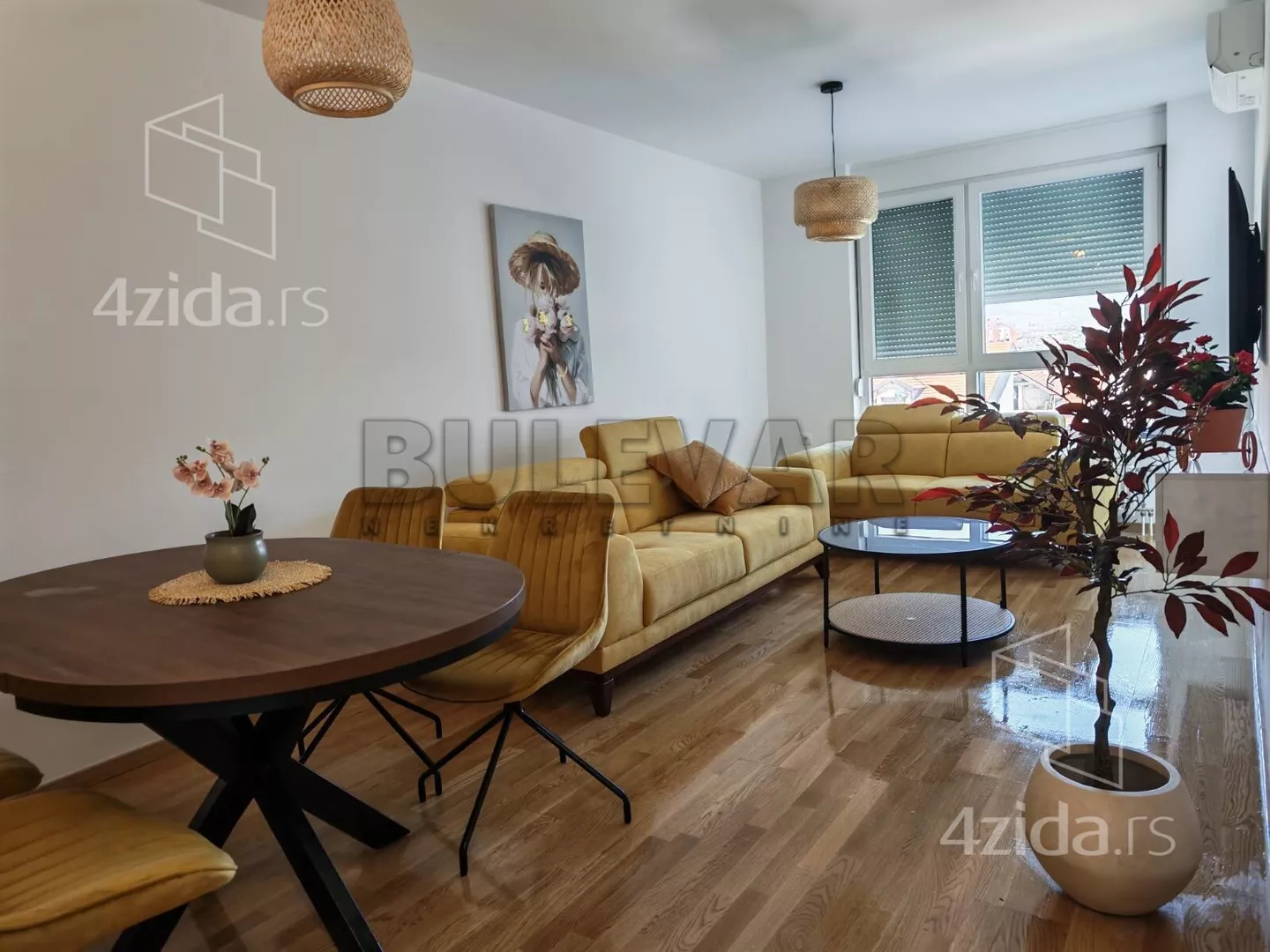 Jednoiposoban stan | 4zida