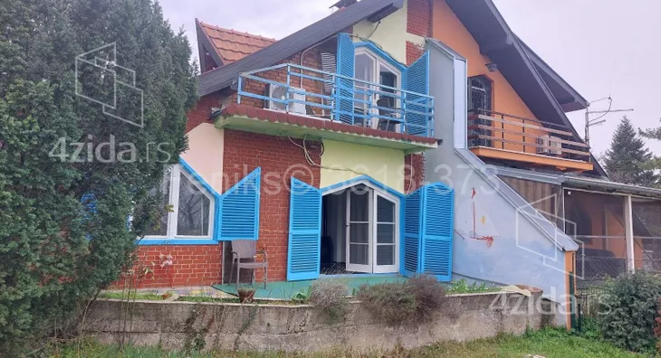 Kuća | 4zida