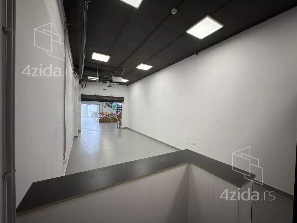 Lokal | 4zida