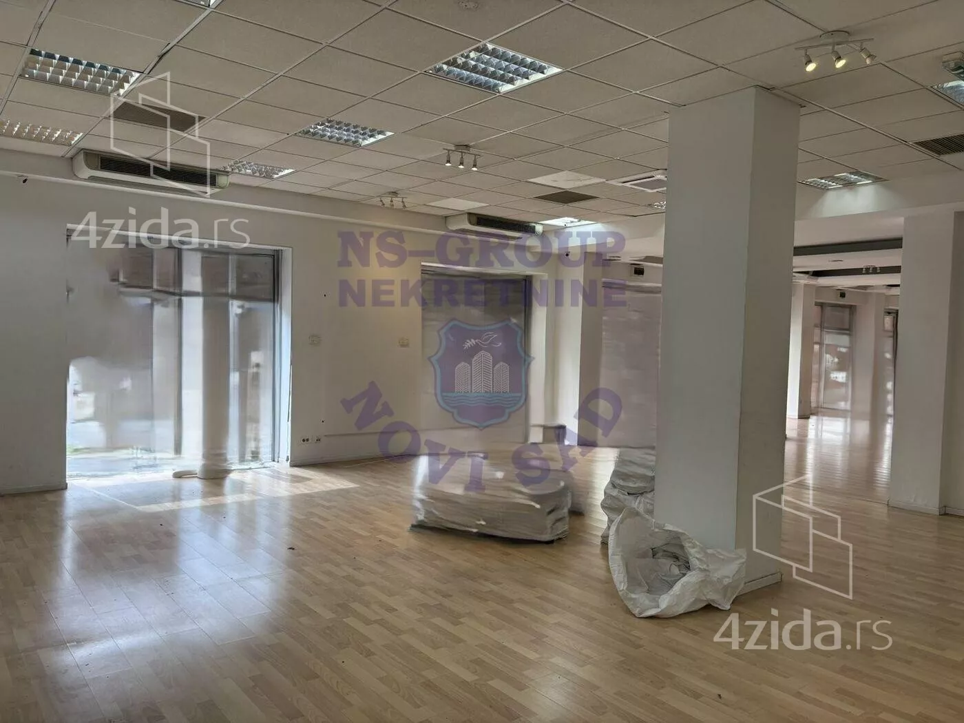 Poslovni prostor | 4zida