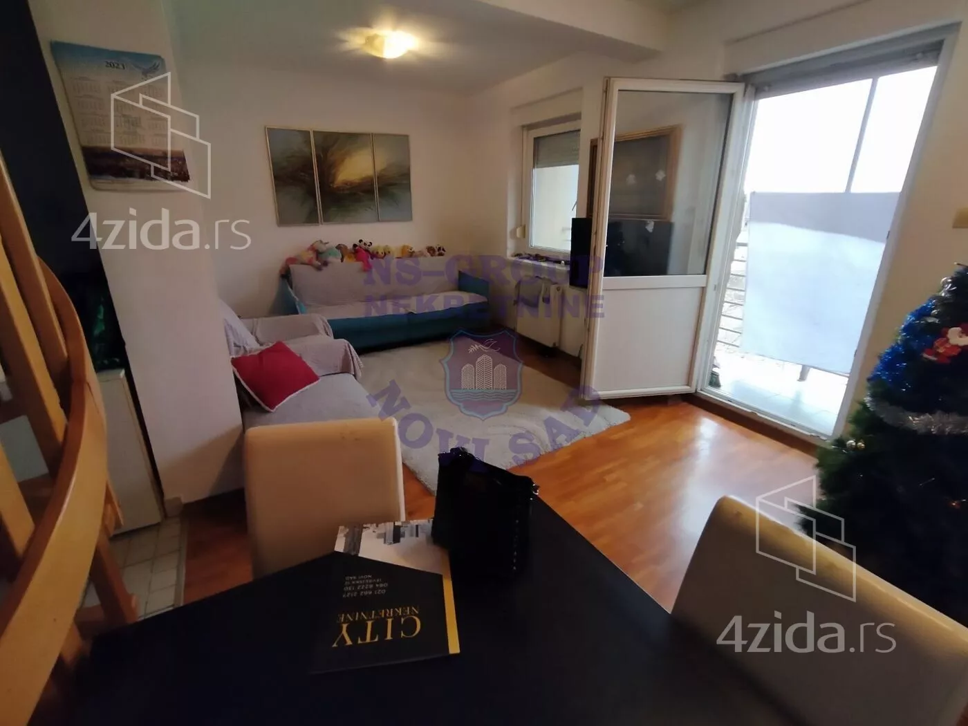 Dvoiposoban stan | 4zida