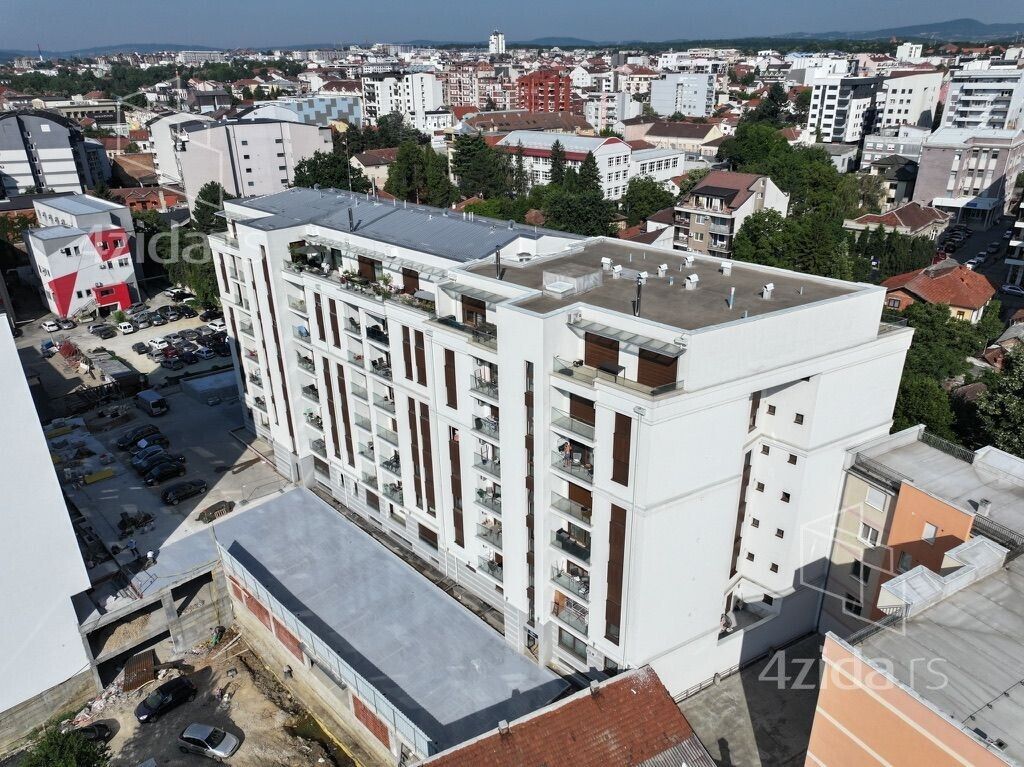 Stan – Kragujevac, Šumadijski upravni okrug - Više