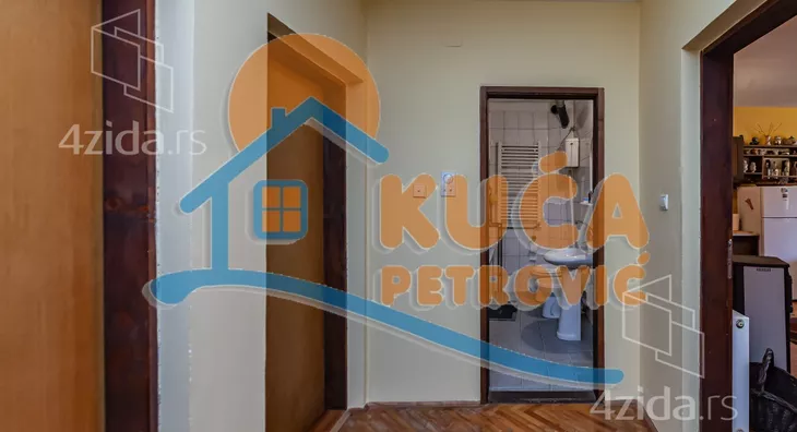 3-etažna kuća | 4zida