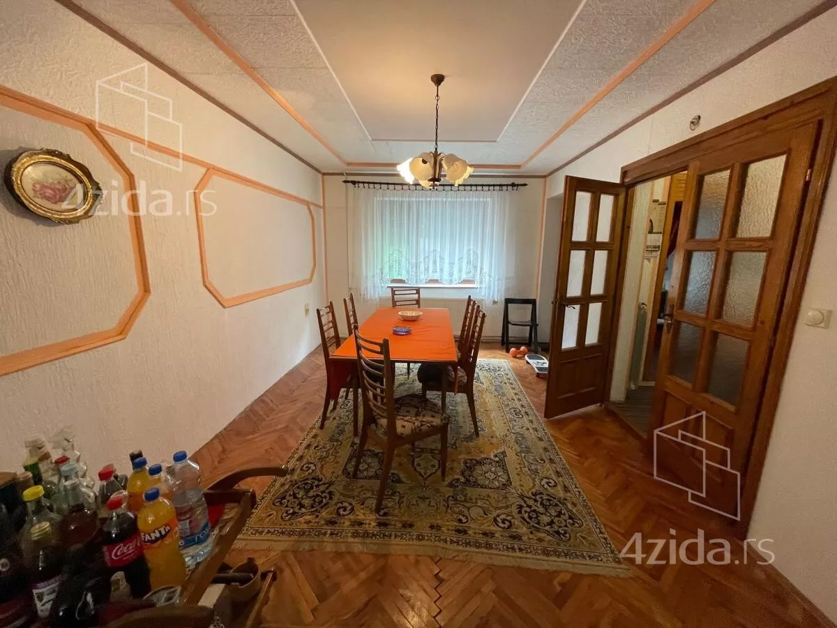 Kuća | 4zida