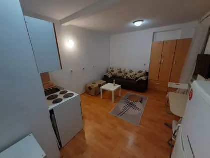 Vukov Spomenik | 4zida.rs