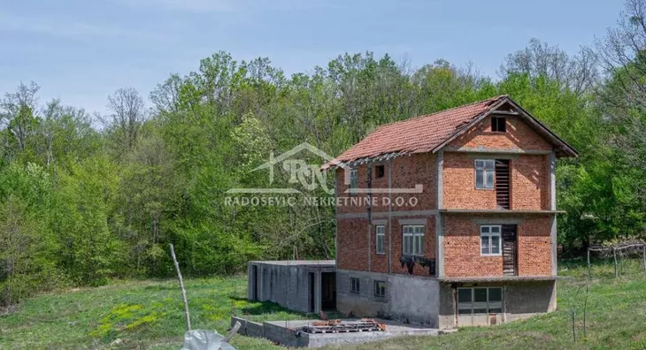 2-etažna kuća | 4zida