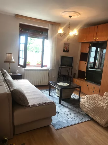 Mihaila Petrova | 4zida.rs