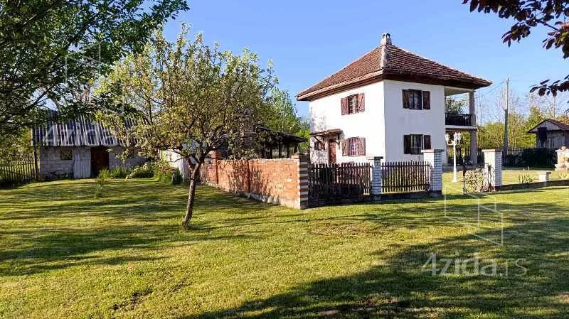 2-etažna kuća | 4zida