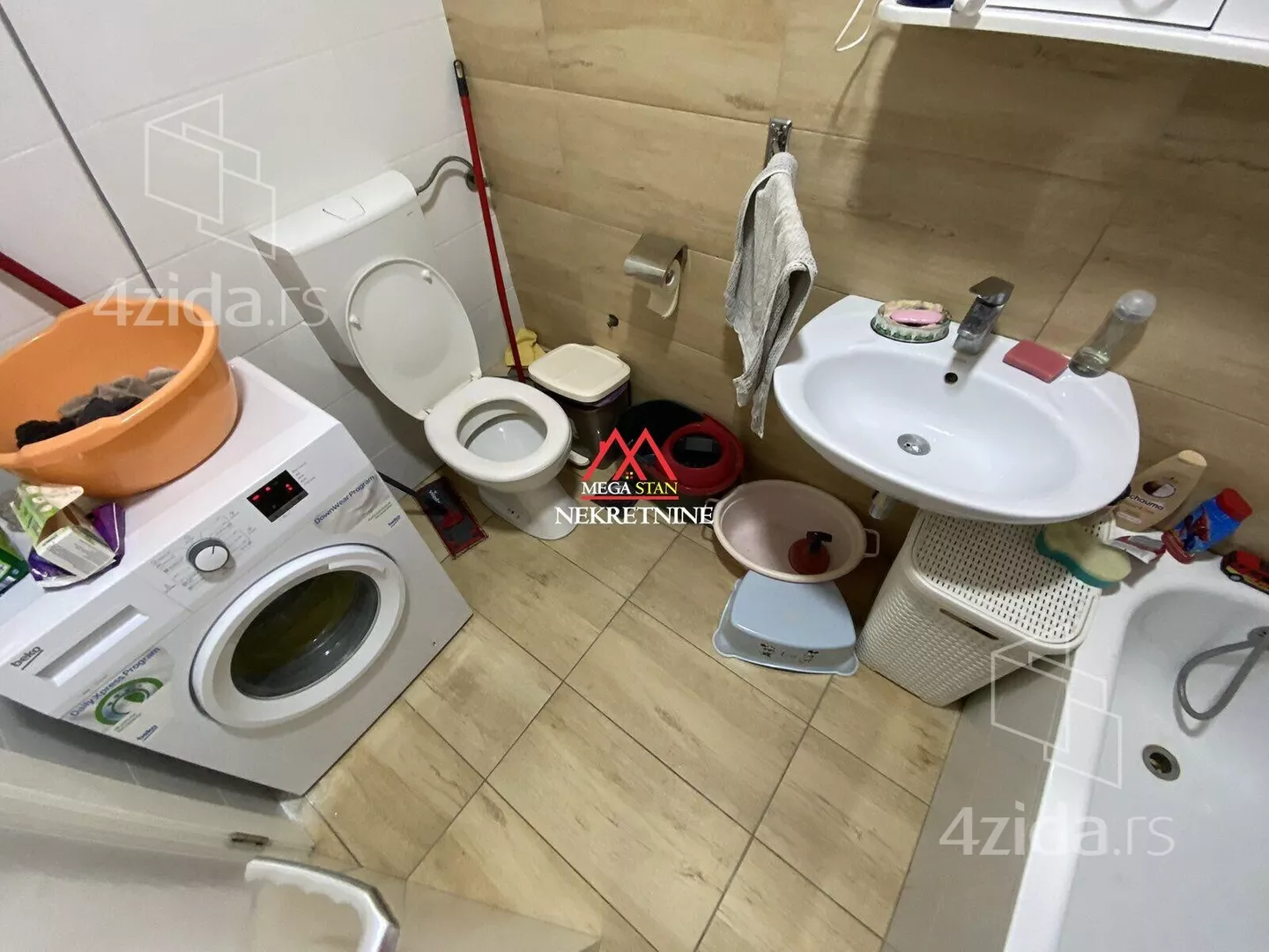 Dvoiposoban stan | 4zida