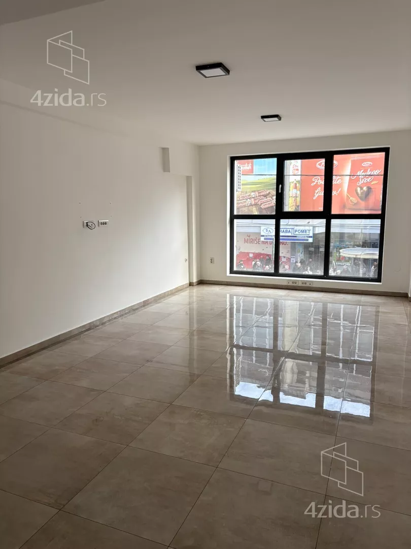Poslovni prostor | 4zida