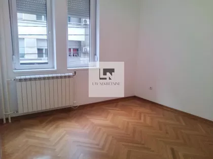 Crveni Krst Vračar | 4zida.rs