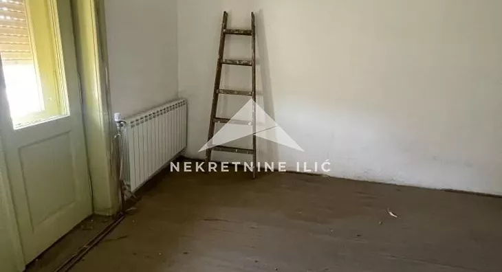 Šestosoban stan | 4zida