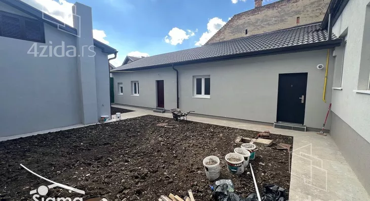 3-etažna kuća | 4zida
