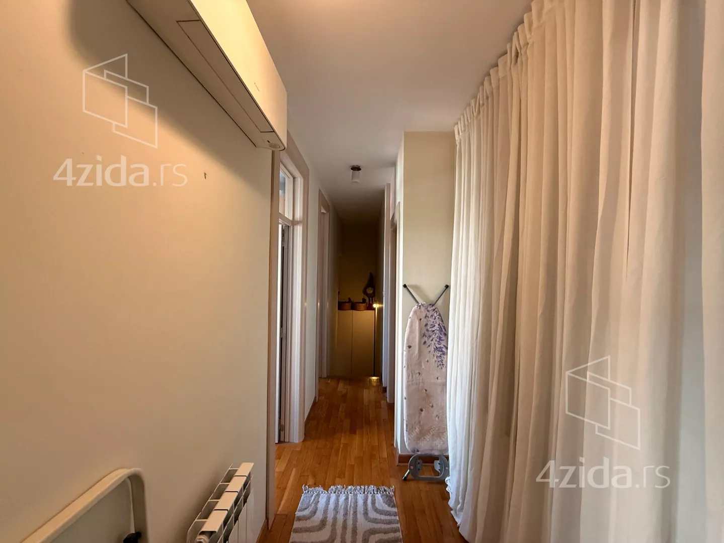 Petosoban stan | 4zida