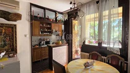 Vjekoslava Afrića | 4zida.rs