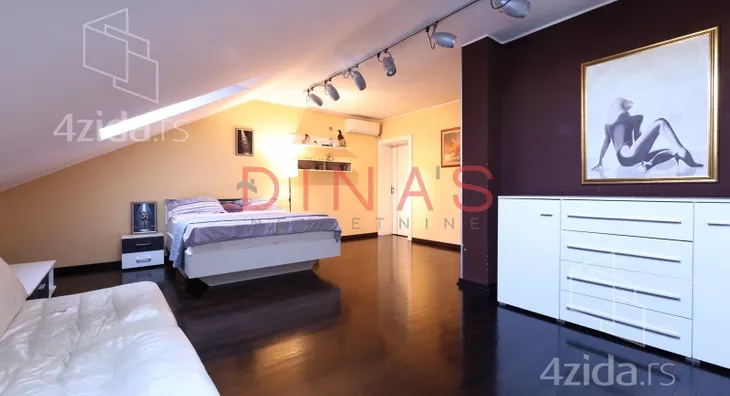 Šestosoban stan | 4zida