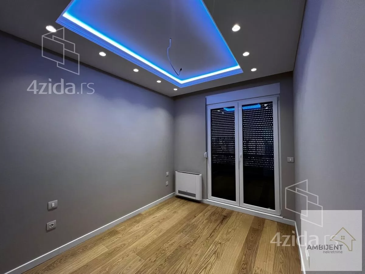 Petosoban stan | 4zida