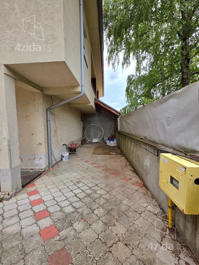 3-etažna kuća | 4zida