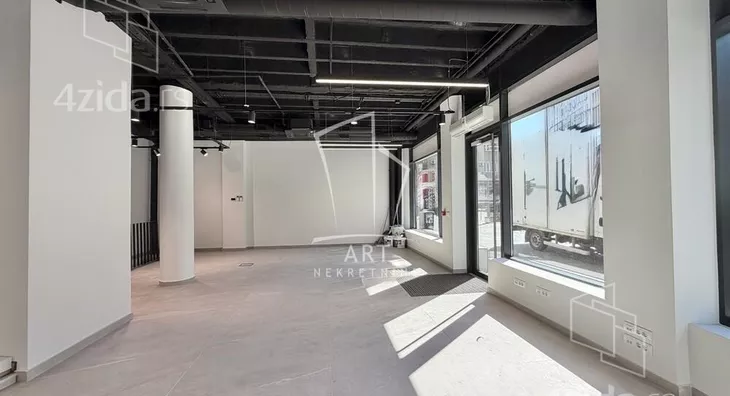 Poslovni prostor | 4zida