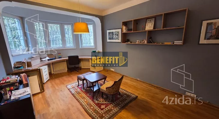 Šestosoban stan | 4zida