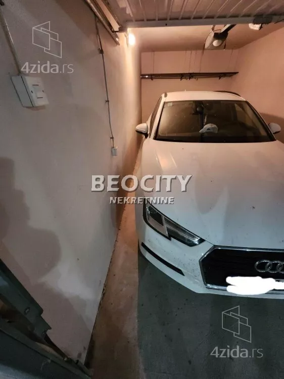 Garaža/Parking | 4zida
