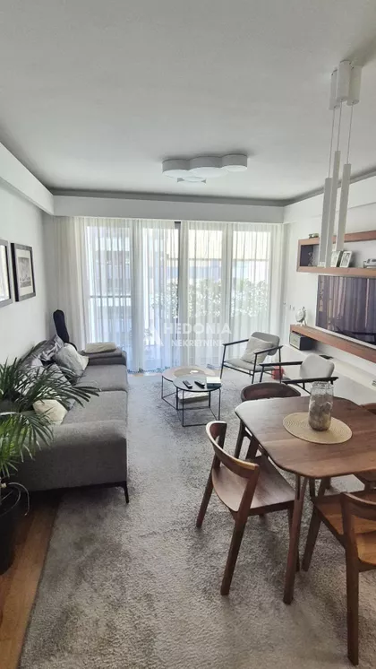 Omladinskih brigada | 4zida.rs