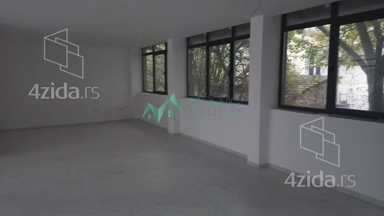 Poslovni prostor | 4zida