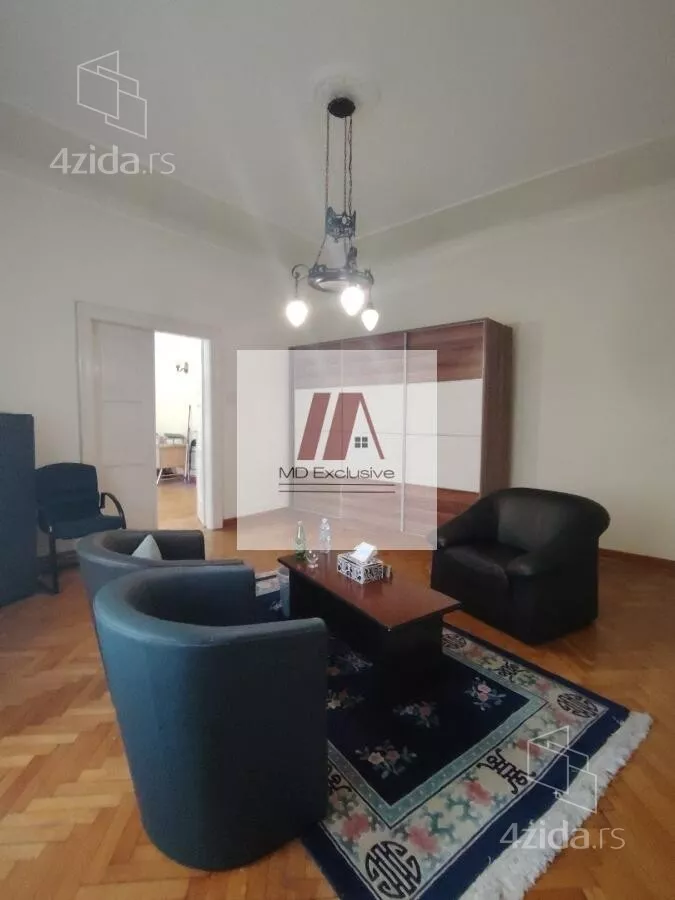 Šestosoban stan | 4zida