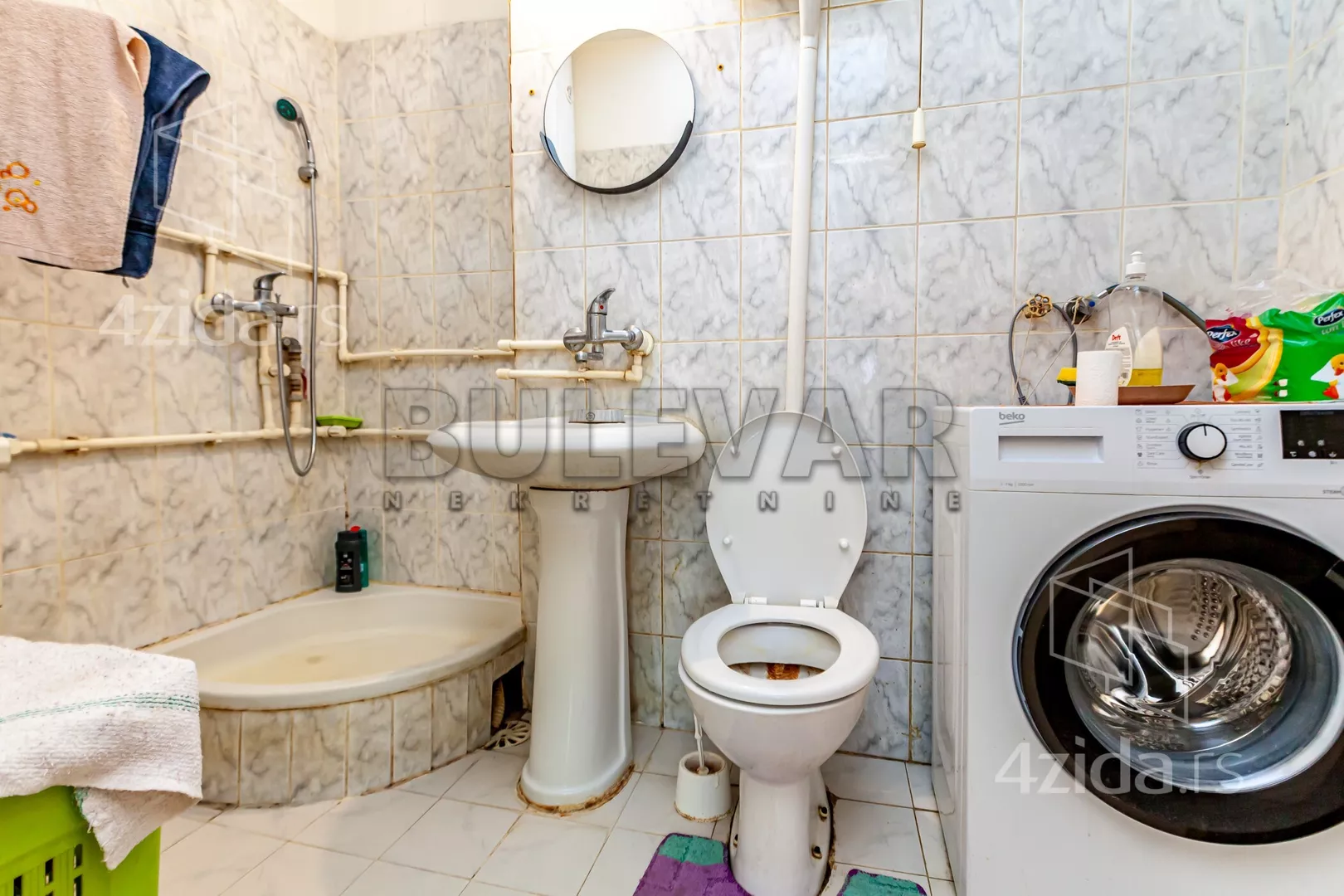 Troiposoban stan | 4zida