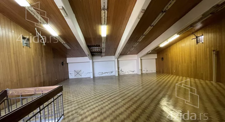 Poslovni prostor | 4zida