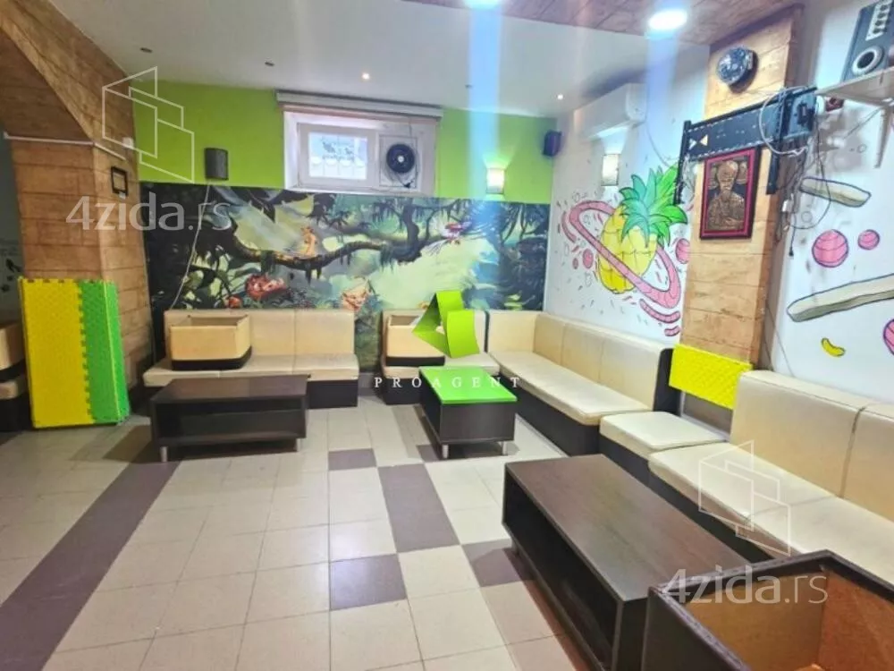Gewerberaum · 110 m² · Niš