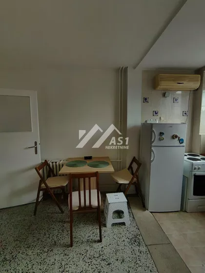 Vojvođanska | 4zida.rs