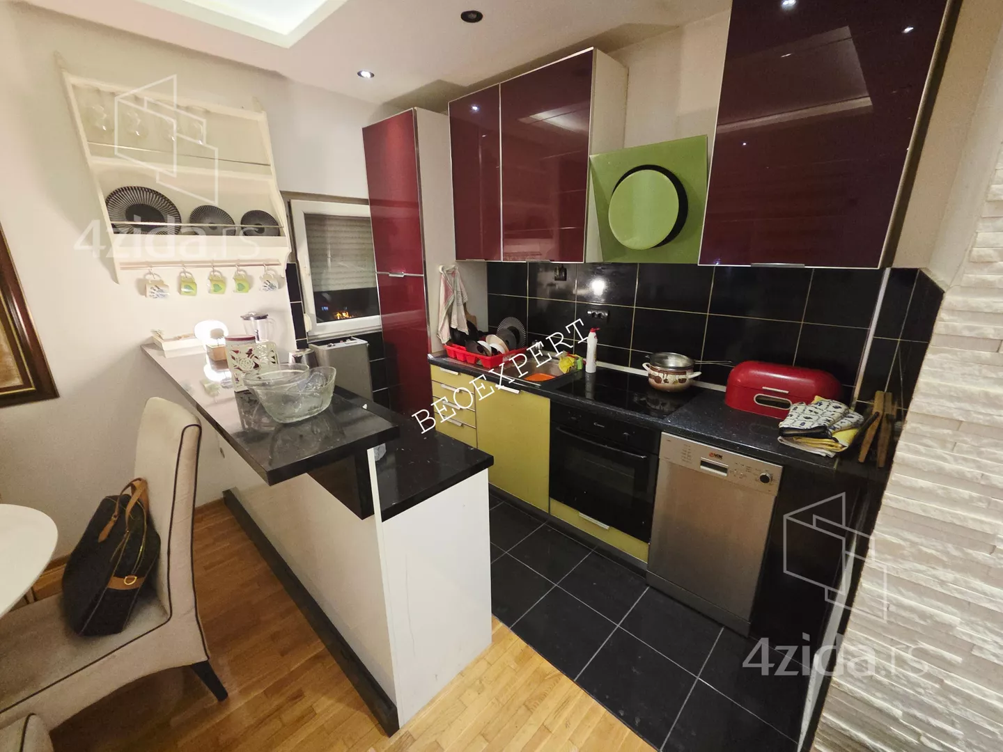 Četvorosoban stan | 4zida