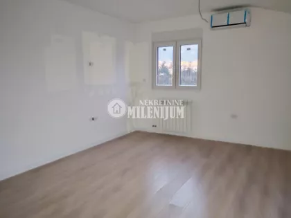 Vojvođanska | 4zida.rs