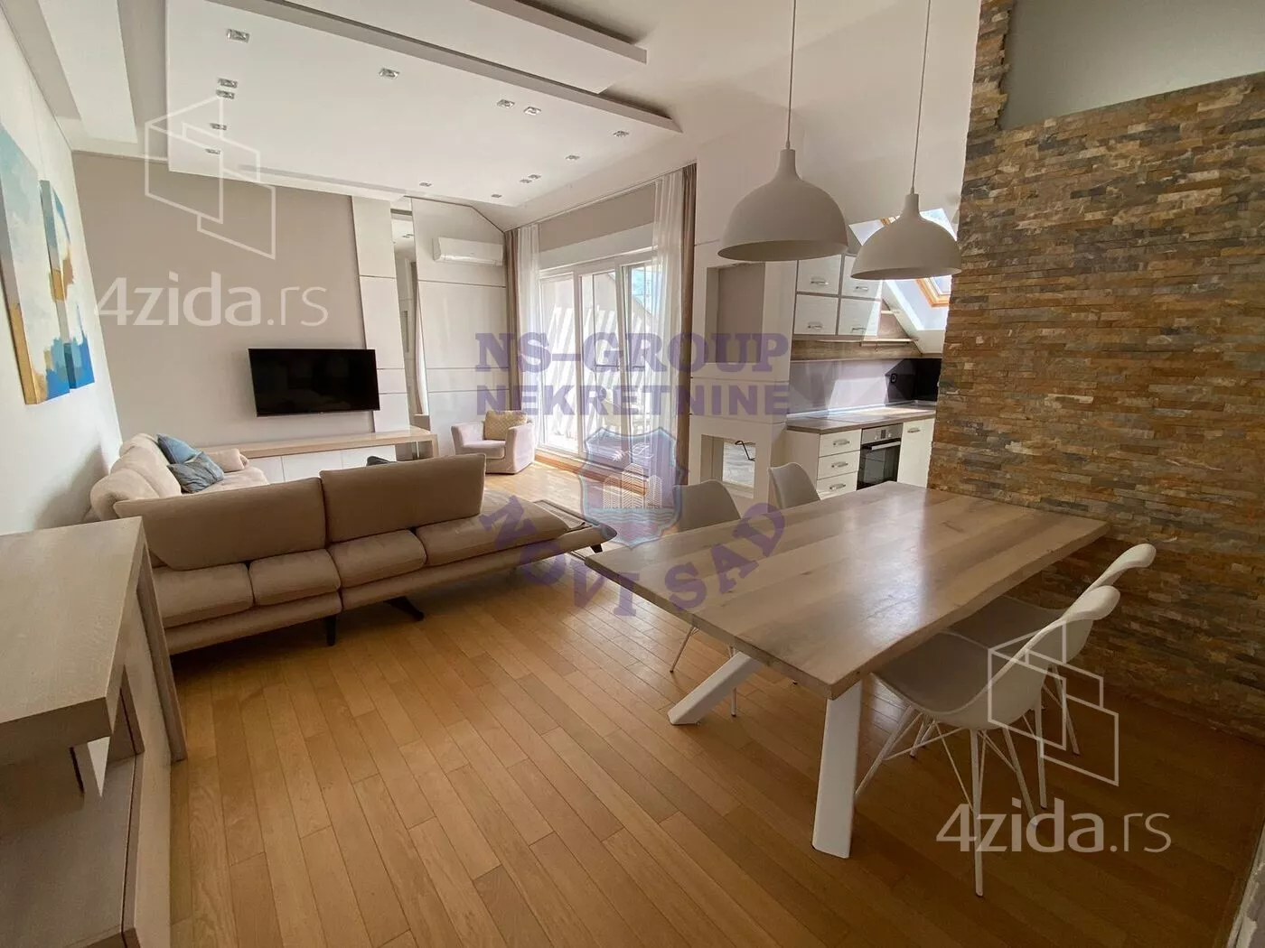 Četvorosoban stan | 4zida